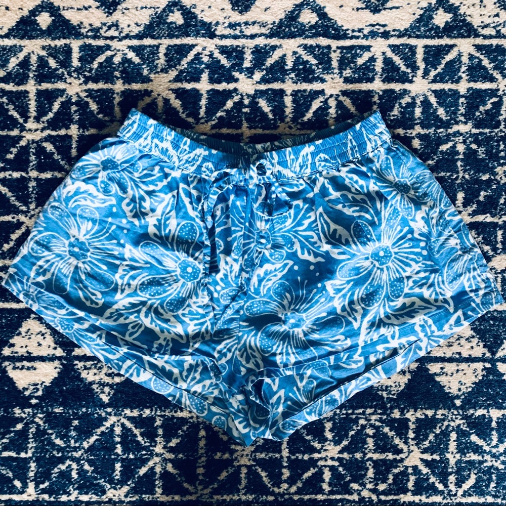 Floral print sleep shorts